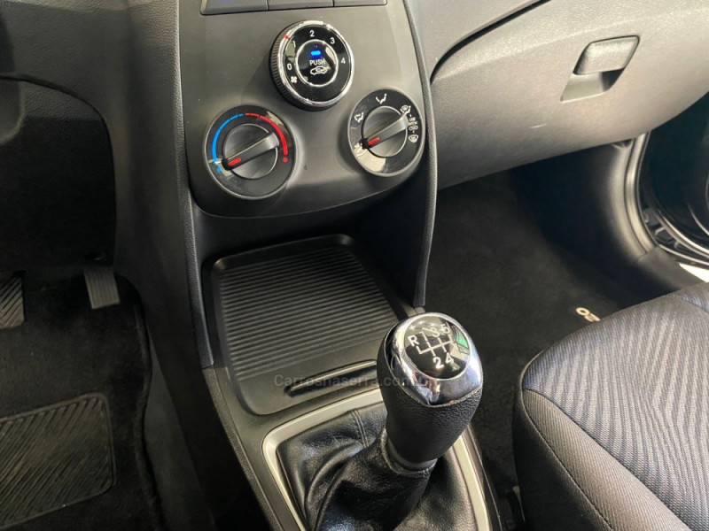 HB20 1.6 COMFORT PLUS 16V FLEX 4P MANUAL - 2014 - FLORES DA CUNHA
