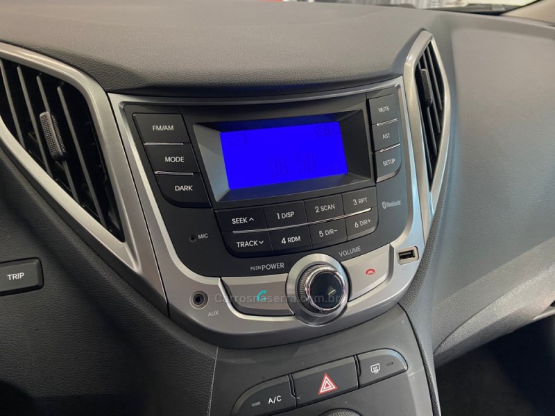 HB20 1.6 COMFORT PLUS 16V FLEX 4P MANUAL - 2014 - FLORES DA CUNHA