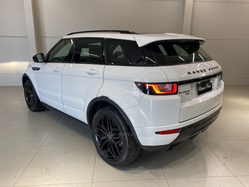 RANGE ROVER EVOQUE 2.0 HSE DYNAMIC 4WD 16V GASOLINA 4P AUTOMÁTICO - 2018 - FLORES DA CUNHA