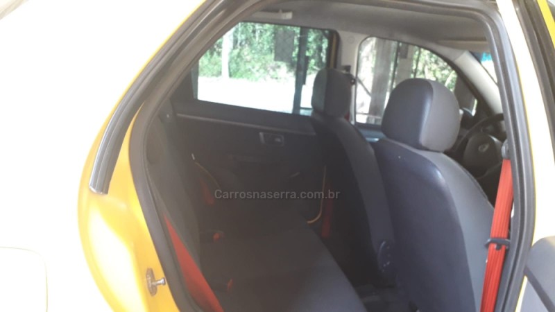 PALIO 1.8 MPI ELX 8V FLEX 4P MANUAL - 2006 - BENTO GONçALVES