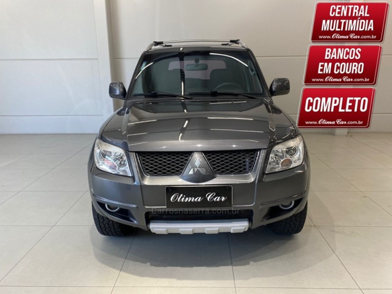 PAJERO TR4 2.0 4X4 16V 140CV FLEX 4P AUTOMÁTICO - 2013 - FLORES DA CUNHA