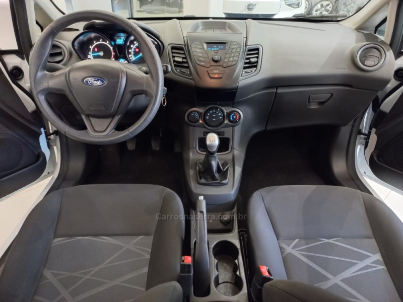 FIESTA 1.5 S HATCH 16V FLEX 4P MANUAL - 2015 - FLORES DA CUNHA