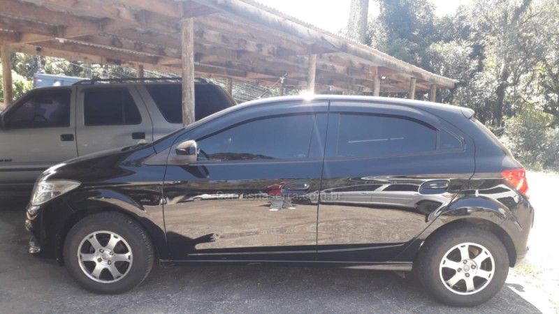 ONIX 1.0 MPFI LT 8V FLEX 4P MANUAL - 2013 - BENTO GONçALVES