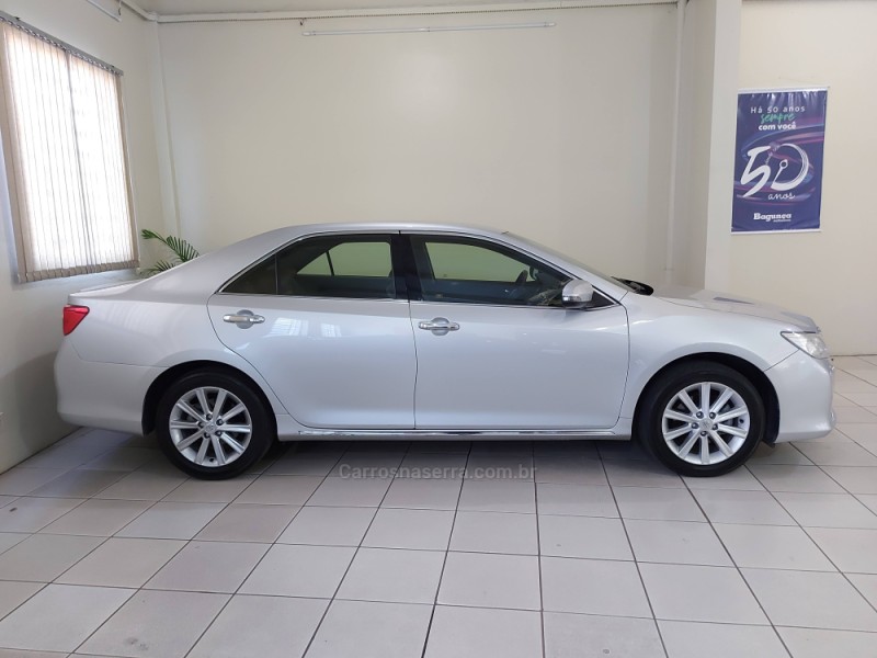 CAMRY 3.5 XLE V6 24V GASOLINA 4P AUTOMÁTICO - 2014 - NOVO HAMBURGO