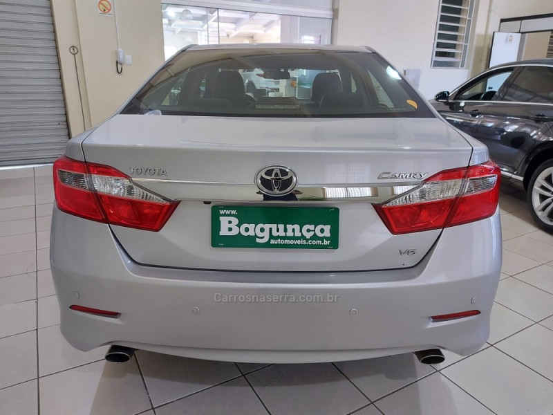 CAMRY 3.5 XLE V6 24V GASOLINA 4P AUTOMÁTICO - 2014 - NOVO HAMBURGO