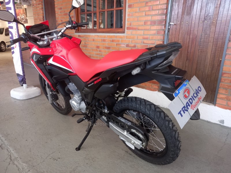 XRE 300 ABS - 2022 - CAXIAS DO SUL