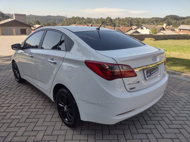 HB20S 1.6 COMFORT PLUS 16V FLEX 4P MANUAL - 2014 - CANELA