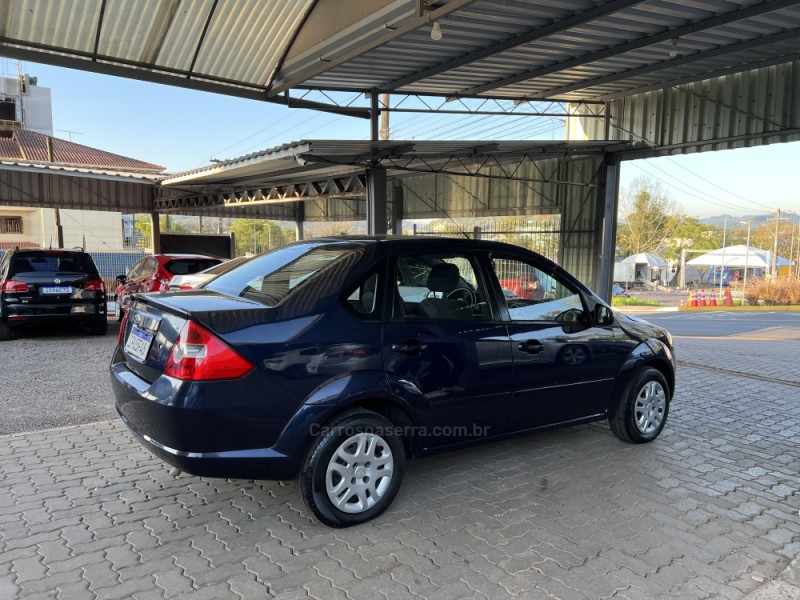 FIESTA 1.6 MPI SEDAN 8V FLEX 4P MANUAL - 2009 - BOM PRINCíPIO