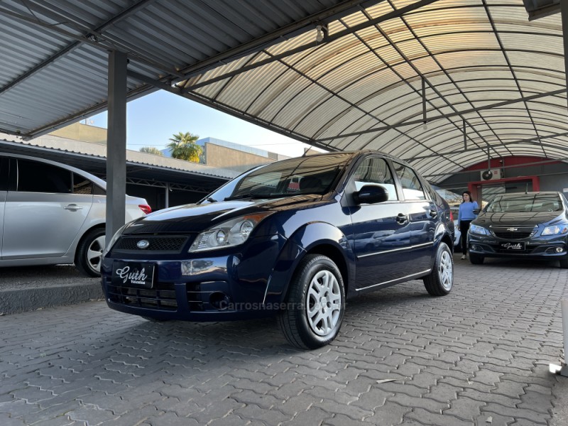 FIESTA 1.6 MPI SEDAN 8V FLEX 4P MANUAL - 2009 - BOM PRINCíPIO