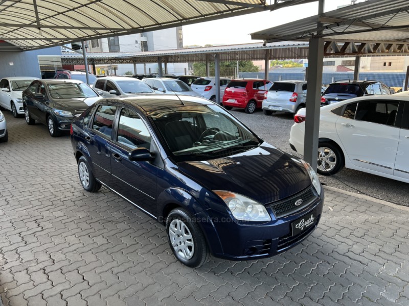 FIESTA 1.6 MPI SEDAN 8V FLEX 4P MANUAL - 2009 - BOM PRINCíPIO