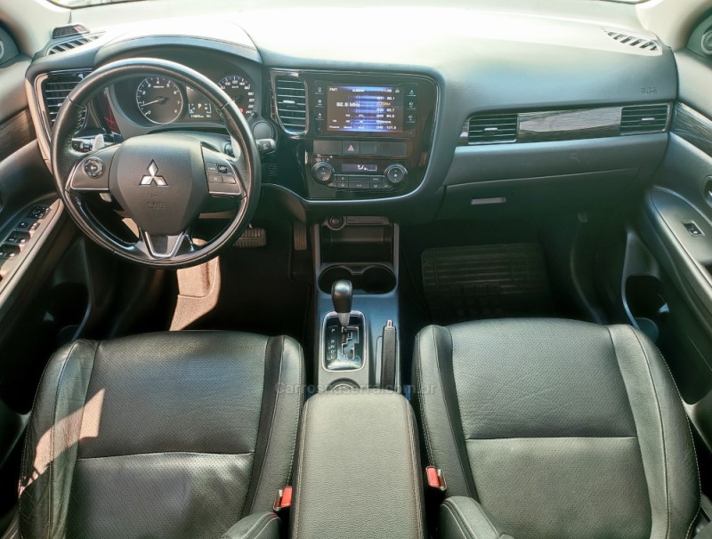 OUTLANDER 2.0 16V GASOLINA 4P AUTOMÁTICO - 2016 - SAPIRANGA