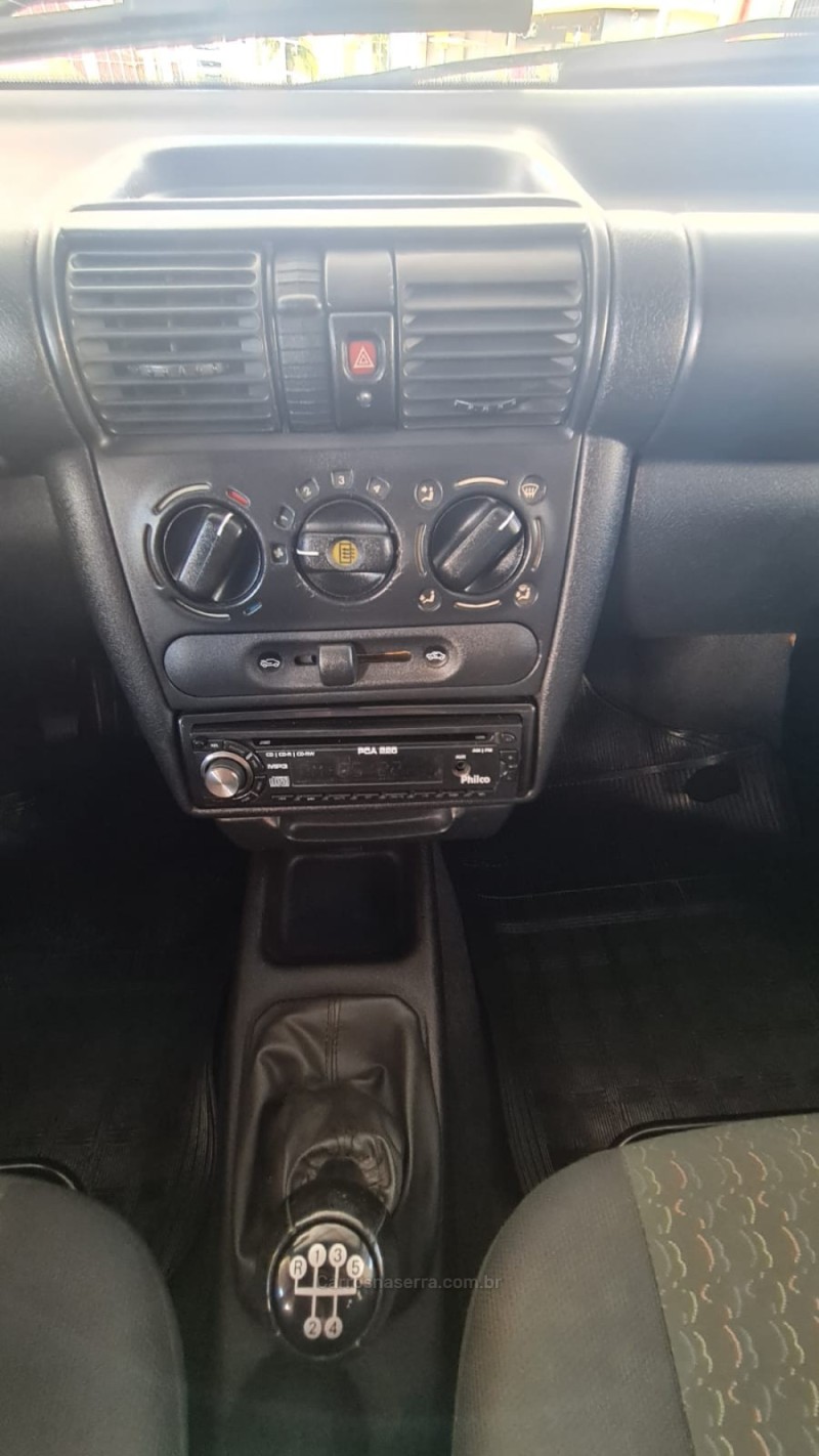 CORSA 1.0 MPF WIND 8V GASOLINA 4P MANUAL - 2001 - CAXIAS DO SUL