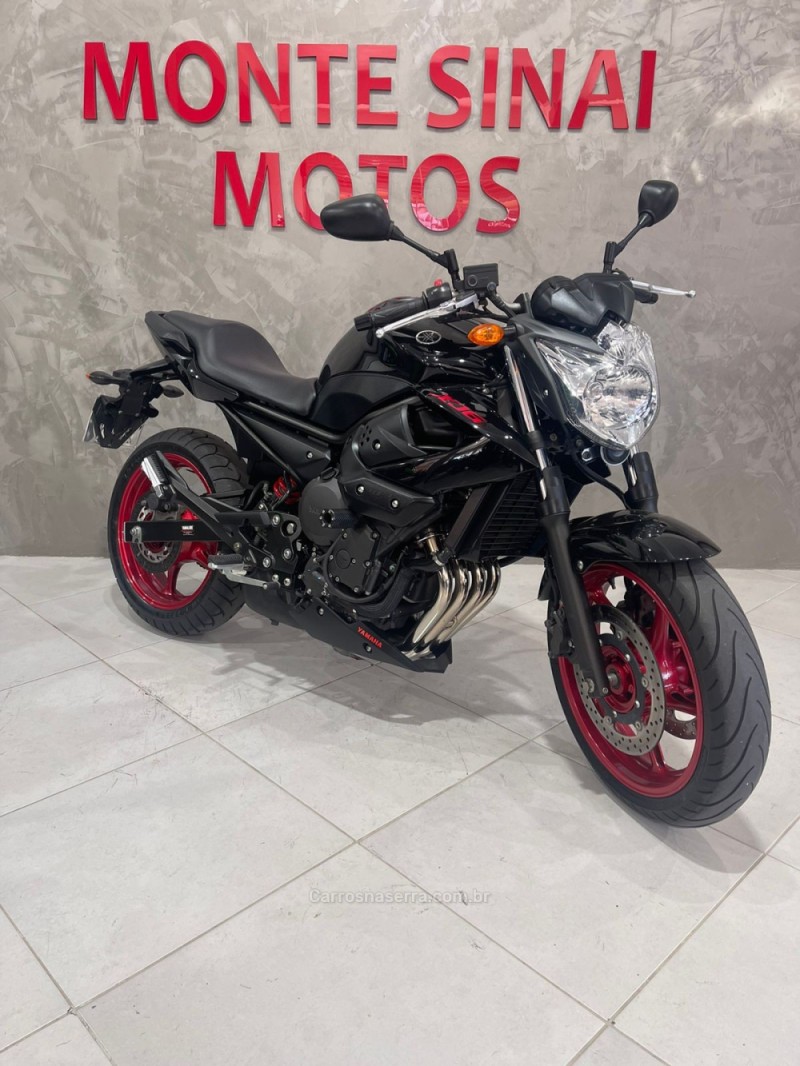 XJ6 N  - 2012 - NOVO HAMBURGO