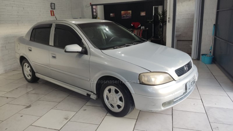 ASTRA 2.0 SFI GLS 16V GASOLINA 4P MANUAL - 2000 - CAXIAS DO SUL