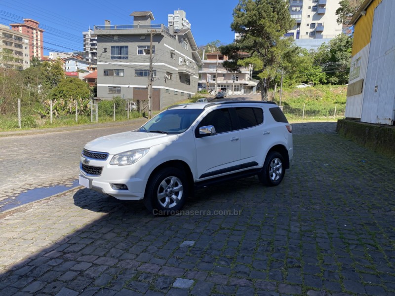 TRAILBLAZER 2.8 LTZ 4X4 16V TURBO DIESEL 4P AUTOMÁTICO - 2013 - BENTO GONçALVES
