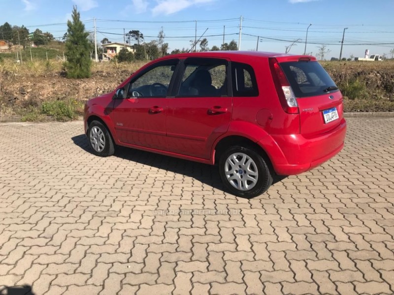 FIESTA 1.6 MPI 8V GASOLINA 4P MANUAL - 2010 - CAXIAS DO SUL