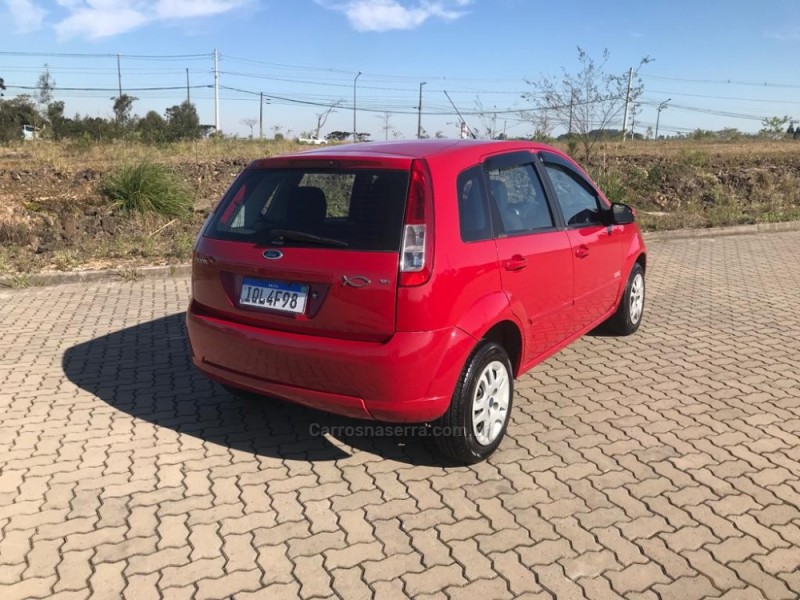 FIESTA 1.6 MPI 8V GASOLINA 4P MANUAL - 2010 - CAXIAS DO SUL