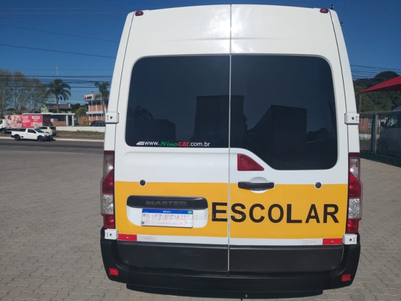 MASTER 2.3 DCI MINIBUS EXECUTIVE L3H2 16 LUGARES 16V DIESEL 4P MANUAL - 2015 - CAXIAS DO SUL