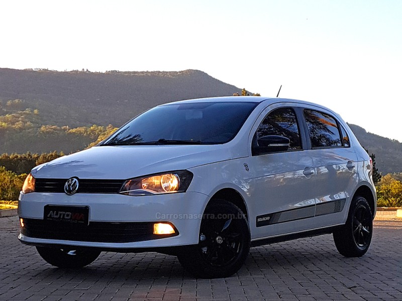 GOL 1.0 MI SELEÇÃO 8V FLEX 4P MANUAL G.VI - 2015 - SAPIRANGA