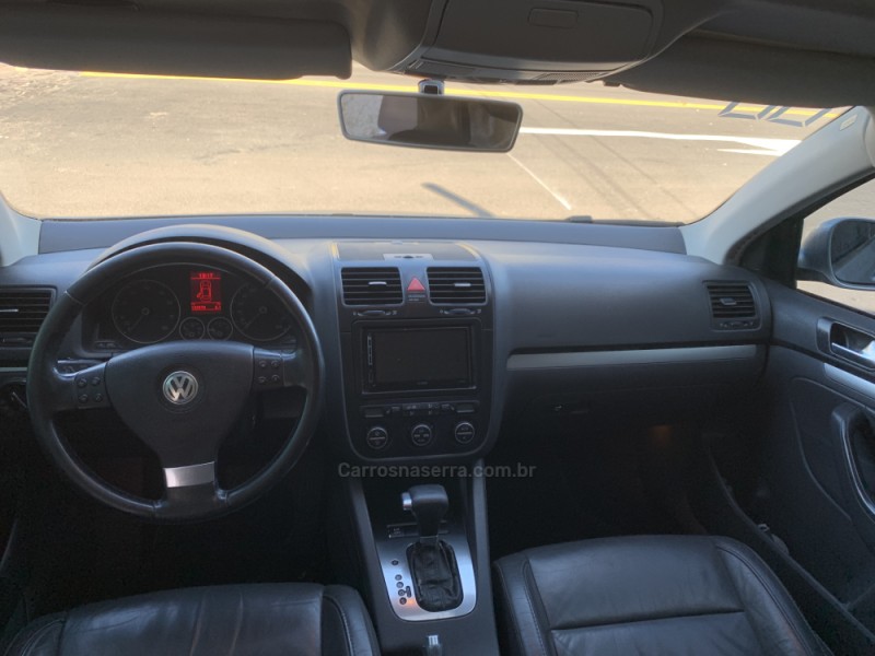 JETTA 2.5 I 20V 170CV GASOLINA 4P TIPTRONIC - 2008 - CAXIAS DO SUL