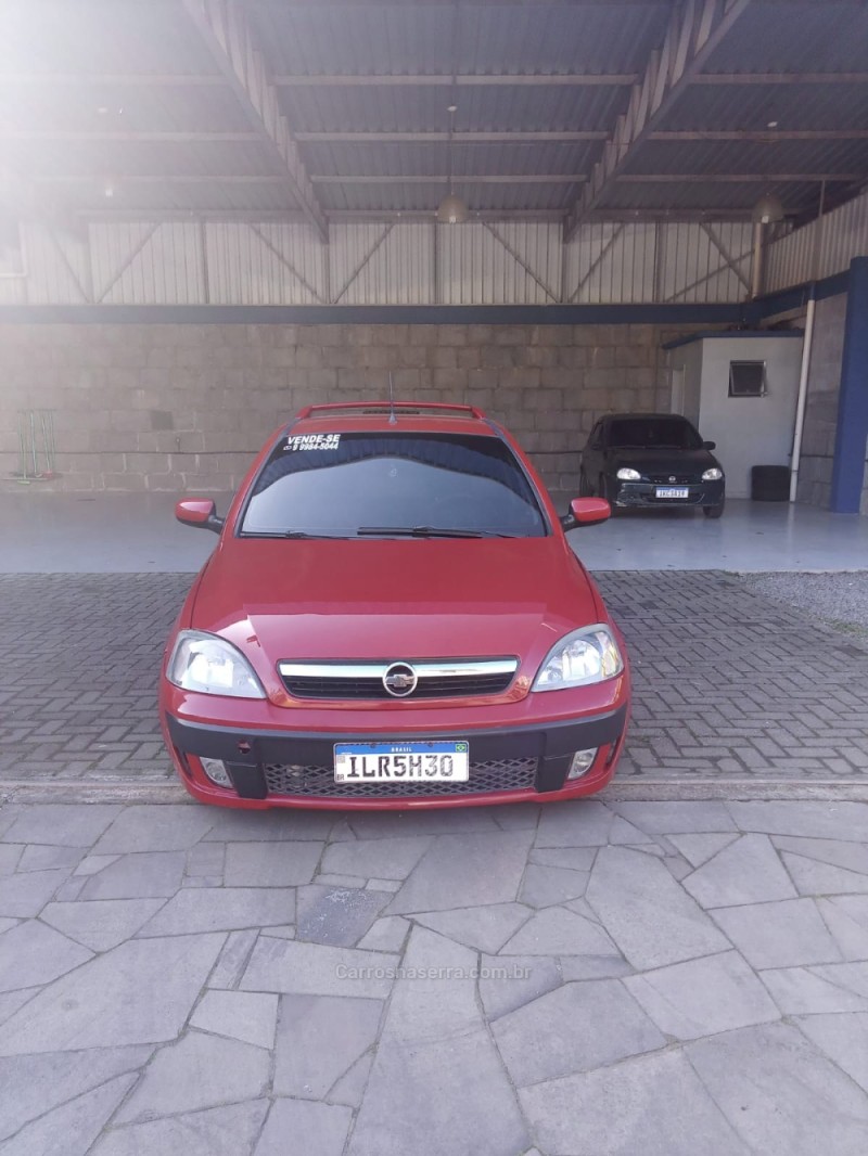 MONTANA 1.8 MPFI CS 8V FLEX 2P MANUAL - 2004 - FLORES DA CUNHA