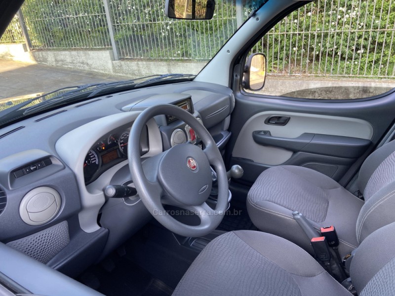 DOBLÓ 1.8 MPI ADVENTURE 8V FLEX 4P MANUAL - 2012 - FARROUPILHA
