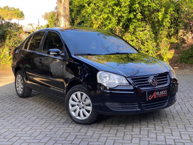 POLO SEDAN 1.6 MI 8V FLEX 4P MANUAL