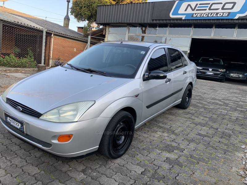 FOCUS 2.0 HC 16V FLEX 4P MANUAL - 2003 - BENTO GONçALVES