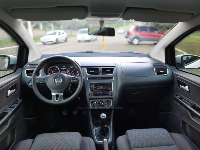 FOX 1.6 MI ITREND 8V FLEX 4P MANUAL - 2014 - LAJEADO