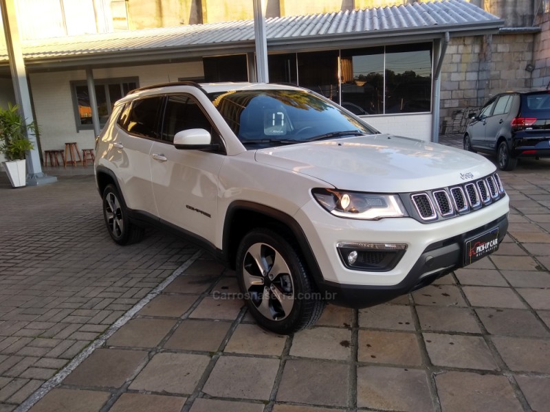 COMPASS 2.0 16V DIESEL LONGITUDE 4X4 AUTOMÁTICO - 2017 - CAXIAS DO SUL