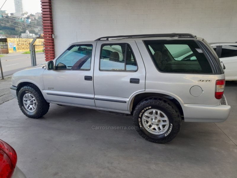 BLAZER 2.5 DLX 4X4 8V TURBO DIESEL 4P MANUAL - 1999 - CAXIAS DO SUL