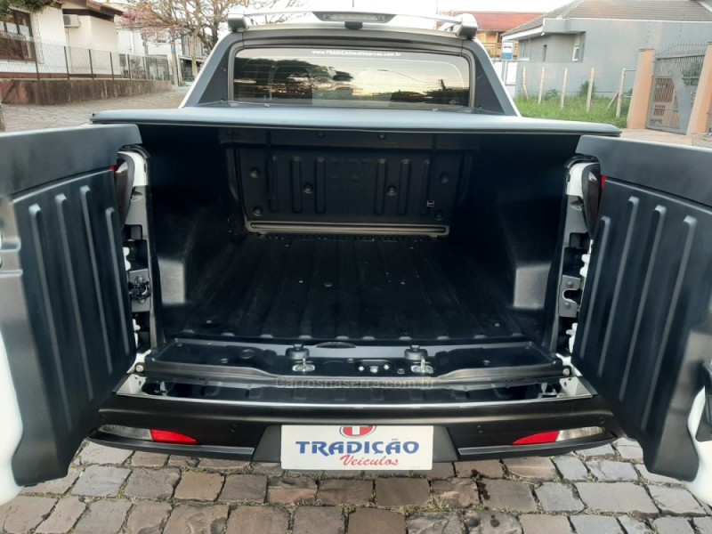 TORO 2.0 16V TURBO DIESEL VOLCANO 4WD AUTOMÁTICO - 2019 - CAXIAS DO SUL