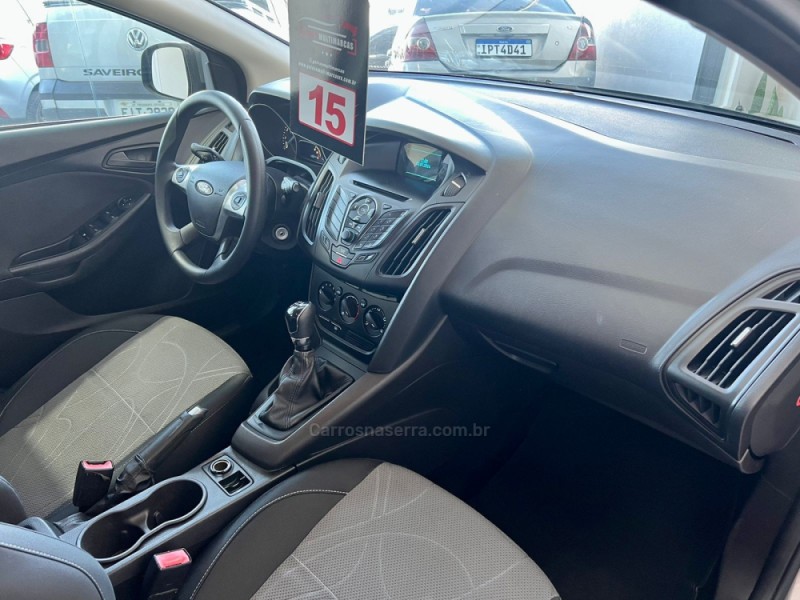 FOCUS 1.6 SE 8V FLEX 4P MANUAL - 2015 - CAXIAS DO SUL