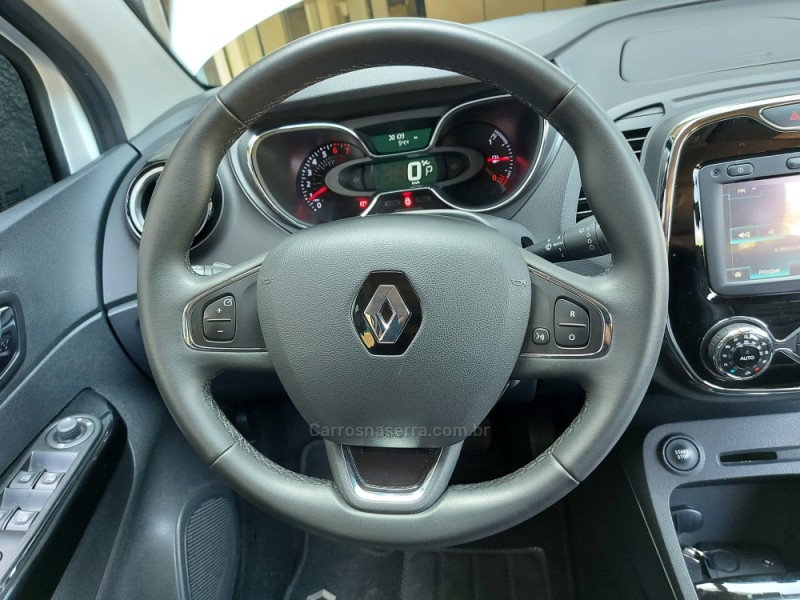 CAPTUR 1.6 16V FLEX INTENSE AUTOMÁTICO - 2018 - NOVO HAMBURGO