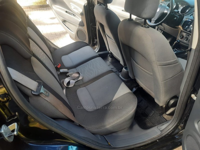 PUNTO 1.6 ESSENCE SP DUALOGIC 16V FLEX 4P AUTOMATIZADO - 2014 - CAXIAS DO SUL