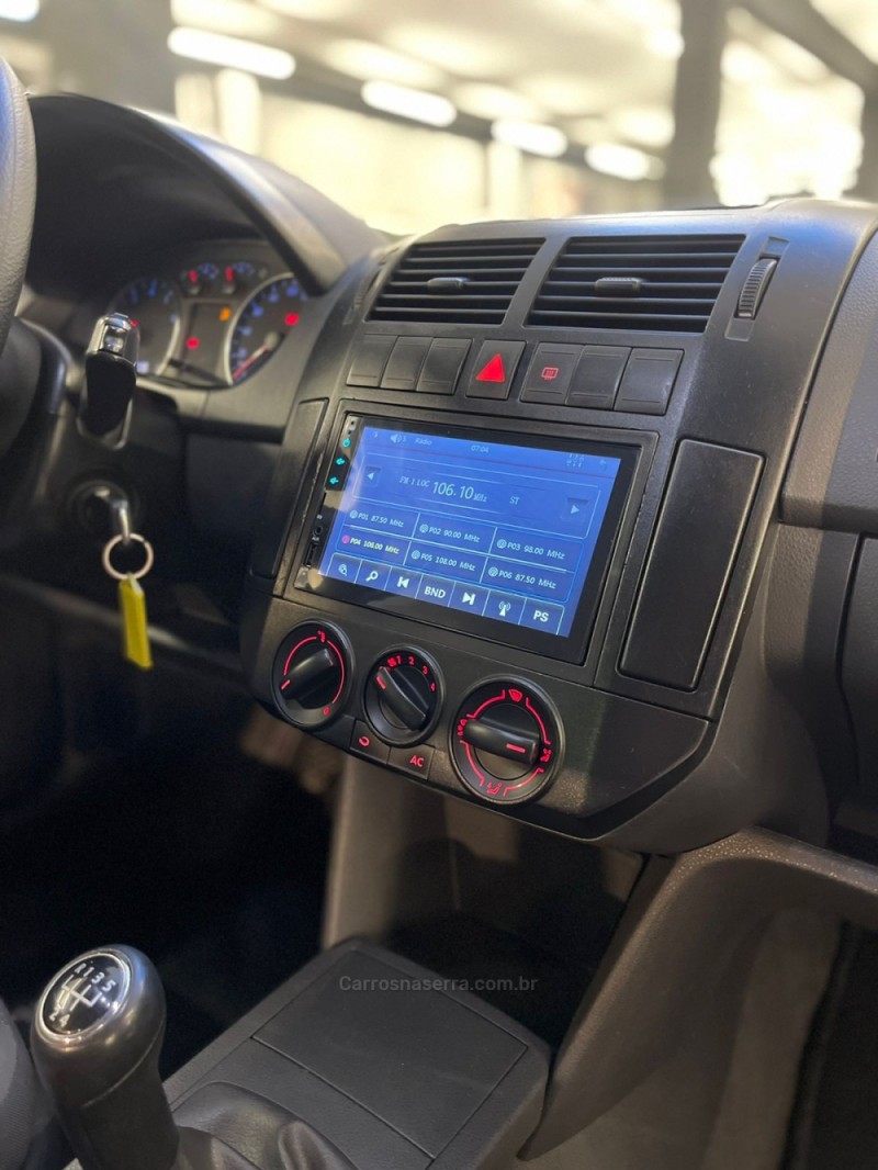 POLO SEDAN 1.6 8V GASOLINA 4P MANUAL - 2010 - TORRES