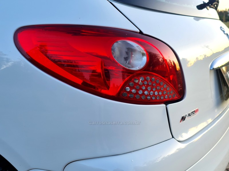 207 1.4 XR 8V FLEX 4P MANUAL - 2013 - SAPIRANGA