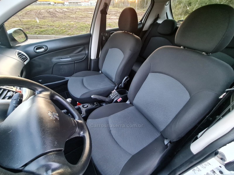 207 1.4 XR 8V FLEX 4P MANUAL - 2013 - SAPIRANGA