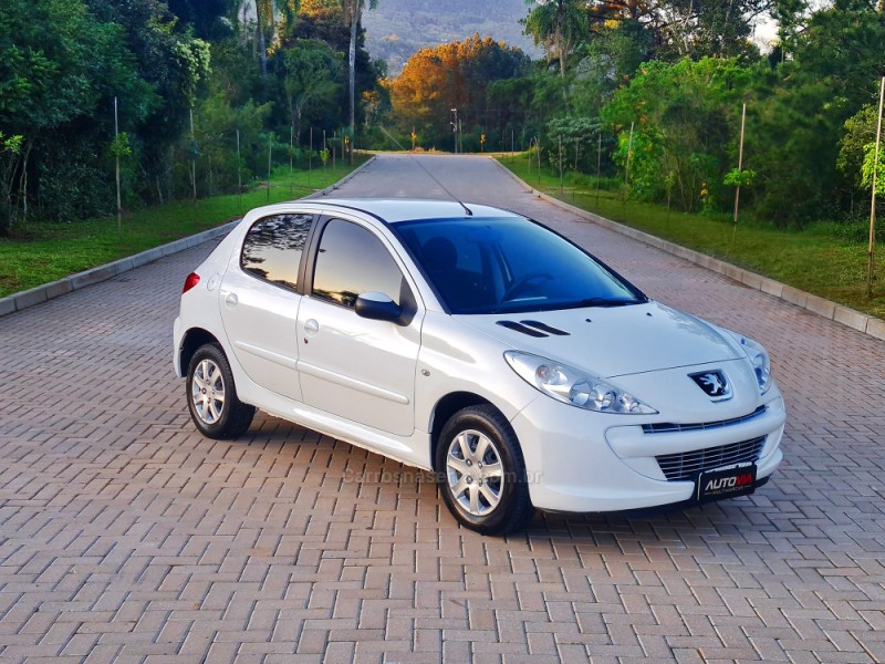 207 1.4 xr 8v flex 4p manual 2013 sapiranga