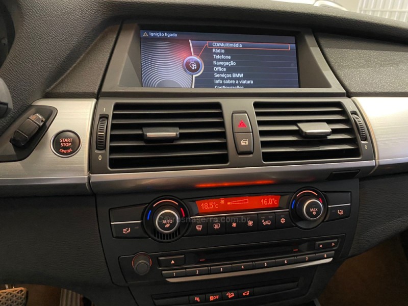 X5 4.4 4X4 50I SPORT V8 32V GASOLINA 4P AUTOMÁTICO - 2011 - FLORES DA CUNHA