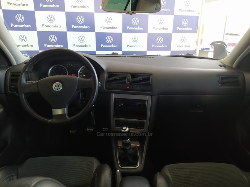 GOLF 1.6 MI TECH 8V FLEX 4P MANUAL - 2009 - CAXIAS DO SUL