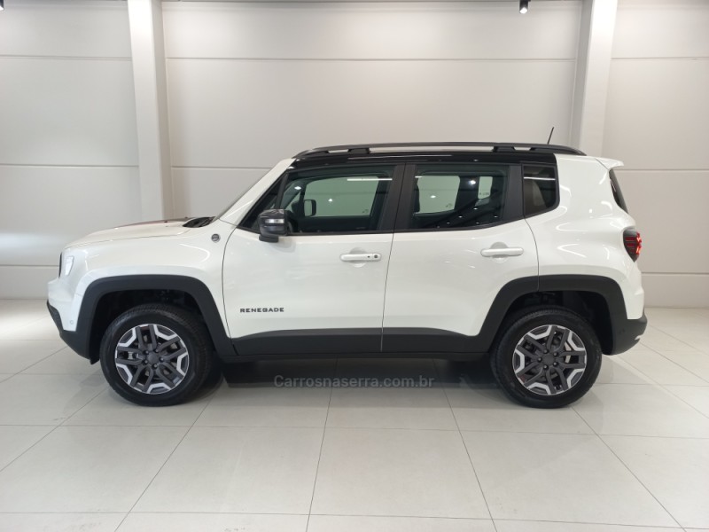 RENEGADE 1.3 TRAILHAWK T270 16V TURBO FLEX 4X4 4P AUTOMÁTICO - 2022 - FLORES DA CUNHA