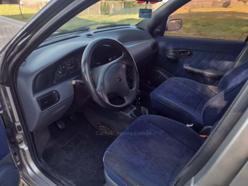 PALIO 1.0 MPI ELX 500 ANOS 8V GASOLINA 4P MANUAL - 2000 - CANELA