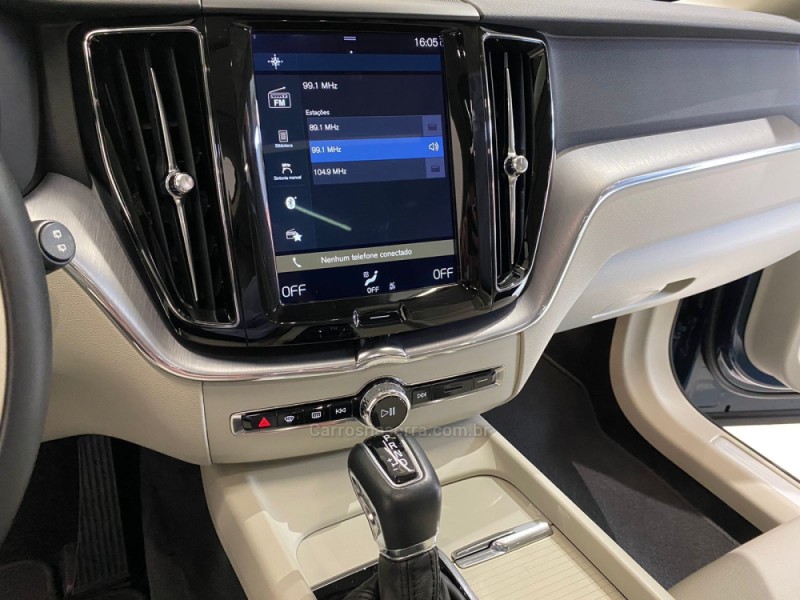XC60 2.0 T5 MOMENTUM GASOLINA 4P AUTOMÁTICO - 2018 - FLORES DA CUNHA