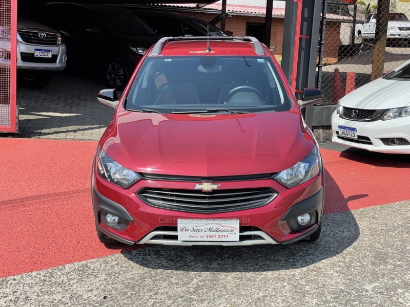 ONIX 1.4 MPFI ACTIV 8V FLEX 4P MANUAL - 2017 - FARROUPILHA