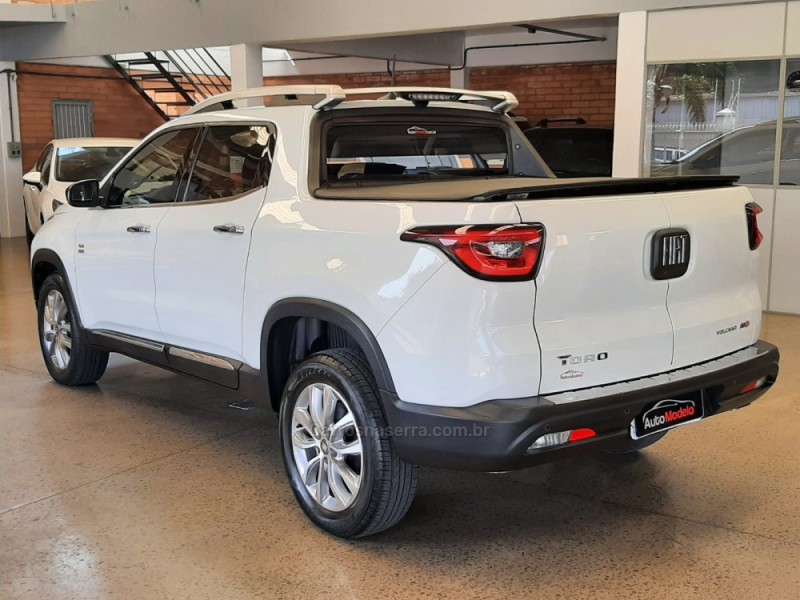 TORO 2.0 16V TURBO DIESEL VOLCANO 4WD AUTOMÁTICO - 2019 - CAXIAS DO SUL