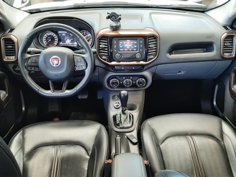 TORO 2.0 16V TURBO DIESEL VOLCANO 4WD AUTOMÁTICO - 2019 - CAXIAS DO SUL