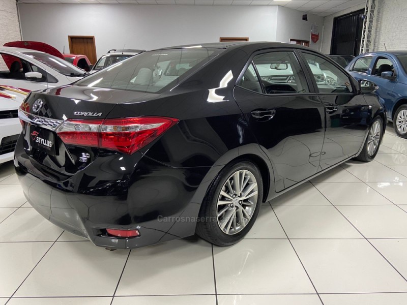 COROLLA 2.0 XEI 16V FLEX 4P AUTOMÁTICO - 2015 - ESTâNCIA VELHA