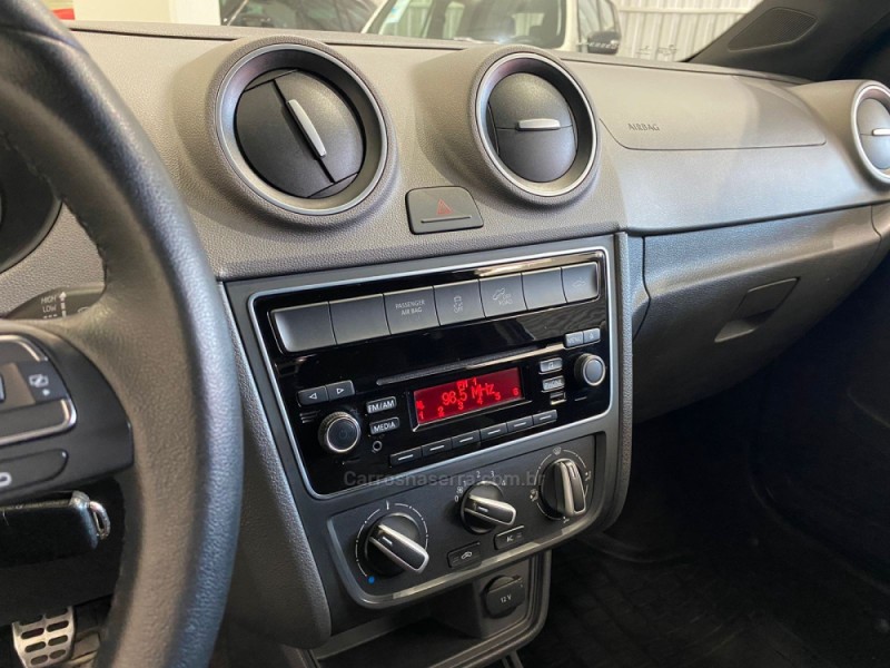 SAVEIRO 1.6 CROSS CE 16V FLEX 2P MANUAL - 2015 - FLORES DA CUNHA