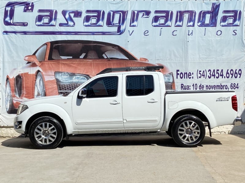 FRONTIER 2.5 SL 4X4 CD TURBO ELETRONIC DIESEL 4P AUTOMÁTICO - 2013 - BENTO GONçALVES